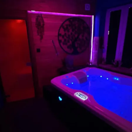 And Cote Avec Jacuzzi Et Sauna Prive Douvres-la-Délivrande