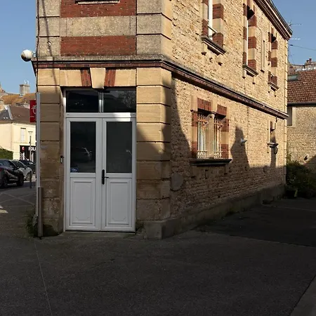 And Cote Avec Jacuzzi Et Sauna Prive 아파트